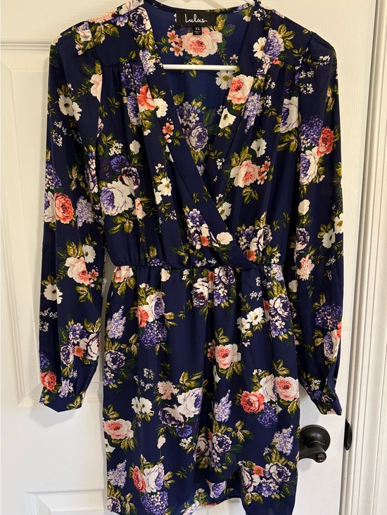 Lulus Dresses & Skirts - Lulu's Navy Floral That’s A Wrap Mini Dress - Size XS